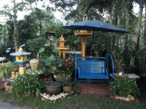 Гостиница Garden Homestay  Сураттхани